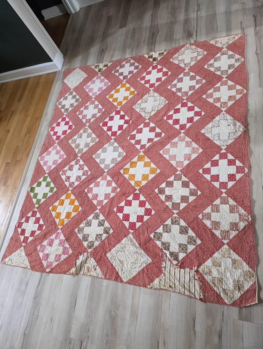 Antique 1930s/40s Nine Patch Quilt As Is Cutter Quilt Crafts/Decor 67x78 Scrappy